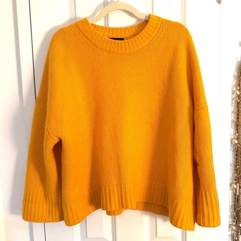 🎀HP🎀 Rare CASHMERE SWEATER by Naadam RARE Large Pristine 🎀